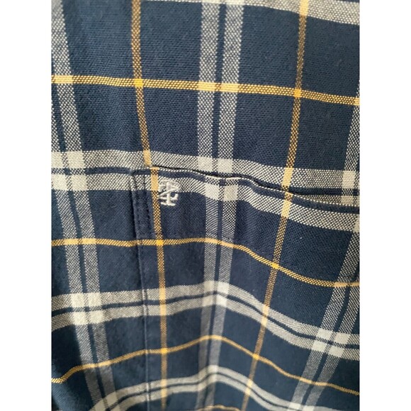 IZOD Saltwater Plaid Shirt (Men’s Size XL) • Classic Stretch • Button Up • EUC - Picture 5 of 5